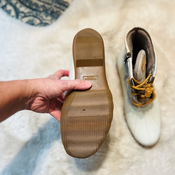 Sperry Saltwater Crunch Duck Rain Boots Gold / Ivory sts99726 Women's US 9.5 - Picture 13 of 13